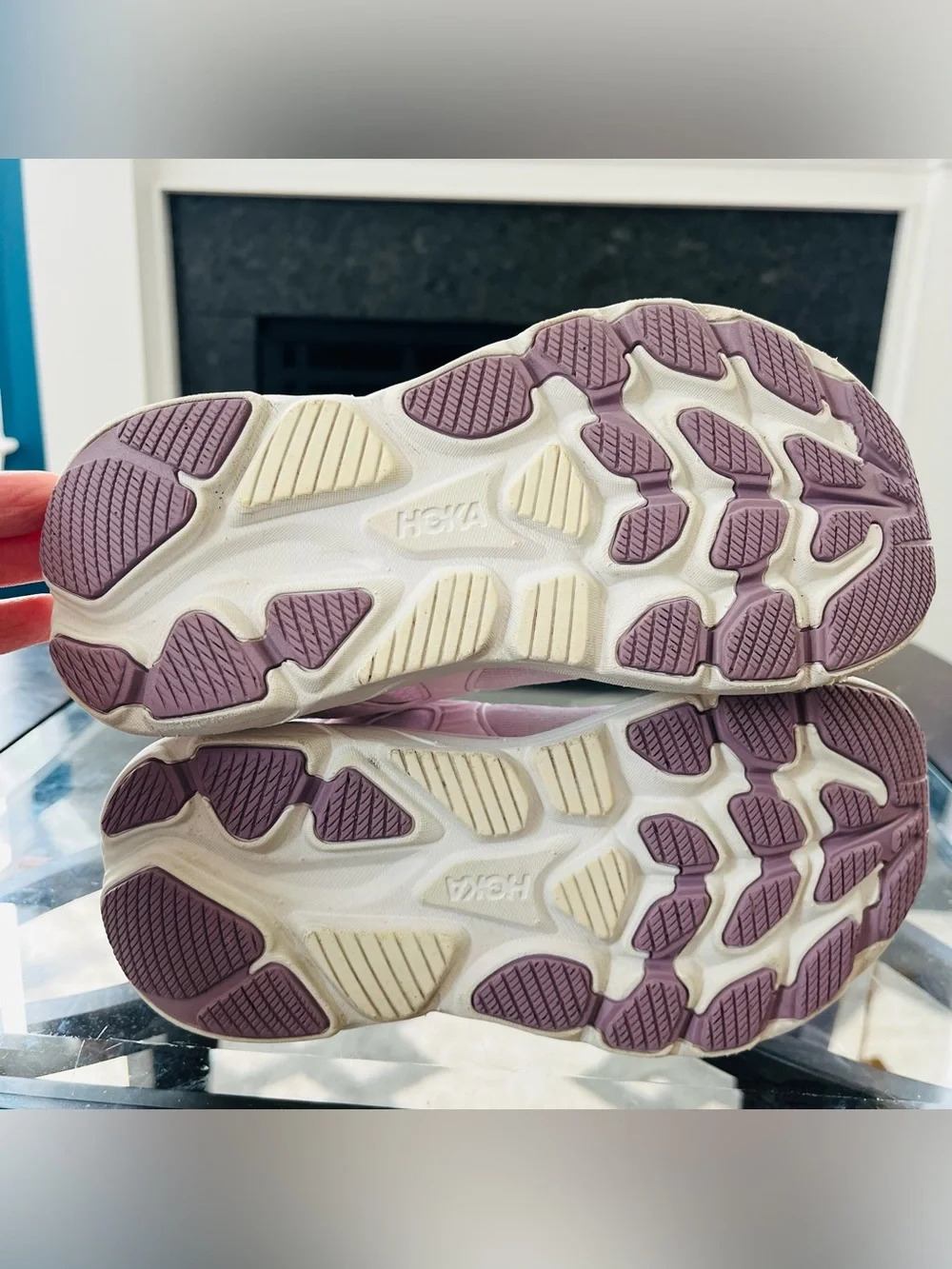 Sz 1.5 Hoka Clifton 10 Little Kids Running Shoes lilac cream/tangerine glow